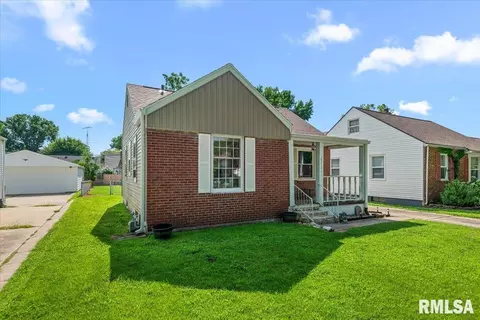 Other - 2212 S Pasfield St, Springfield, IL 62704 photo 2 of 15
