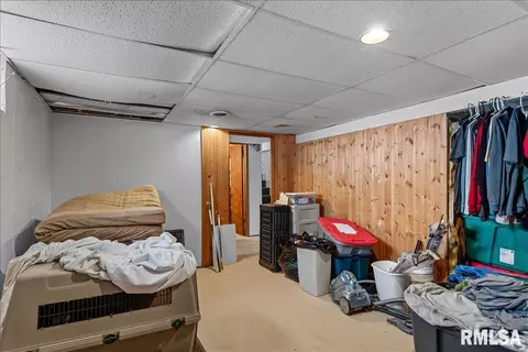 Other - 2212 S Pasfield St, Springfield, IL 62704 photo 14 of 15