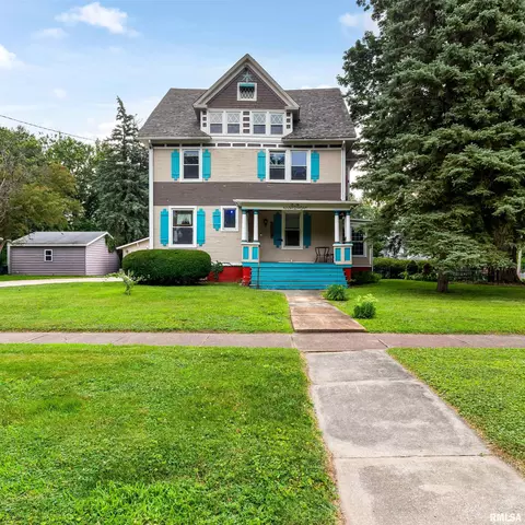 1509 N Cherry St, Galesburg, IL 61401