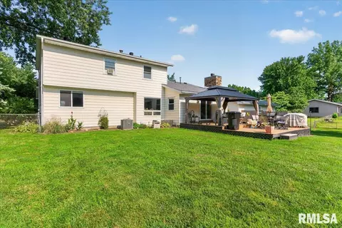 Exterior - 45 Longview Dr, Springfield, IL 62712 photo 9 of 13