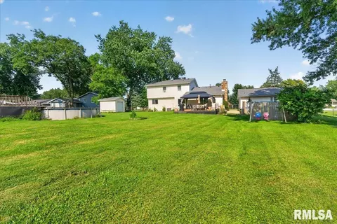 Exterior - 45 Longview Dr, Springfield, IL 62712 photo 12 of 13