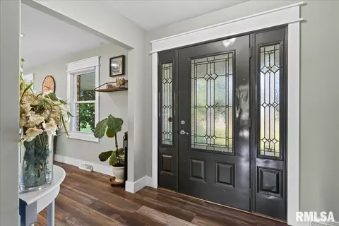 Entry Way - 45 Longview Dr, Springfield, IL 62712 photo 3 of 3