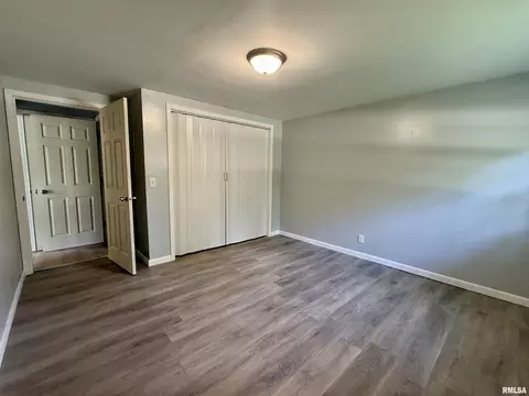 Bedroom - 204 E Adams St, Abingdon, IL 61410 photo 2 of 2