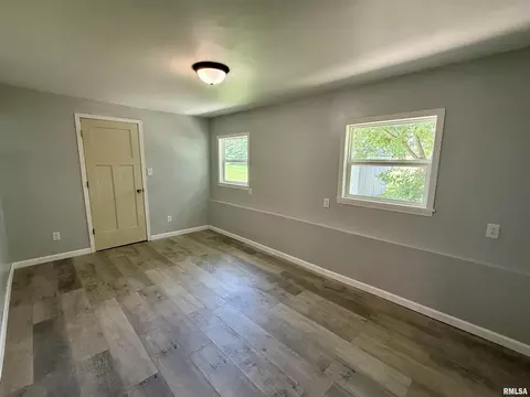 Other - 204 E Adams St, Abingdon, IL 61410 photo 3 of 6