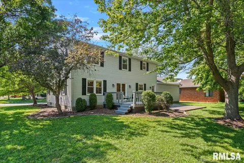 Exterior - 408 Golf Rd, Springfield, IL 62704 photo 7 of 10