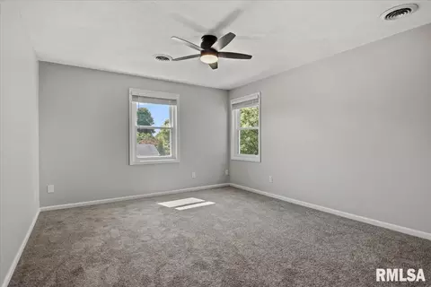 Bedroom - 408 Golf Rd, Springfield, IL 62704 photo 1 of 10