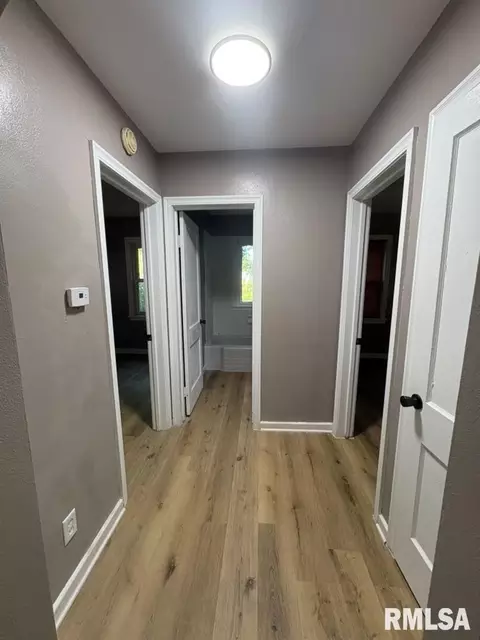 Entry Way - 2216 E Lawrence Ave, Springfield, IL 62703 photo 1 of 2