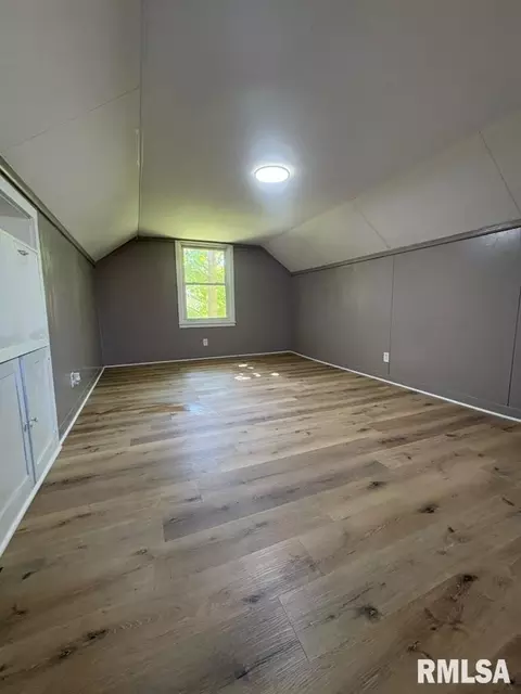 Bedroom - 2216 E Lawrence Ave, Springfield, IL 62703 photo 6 of 6