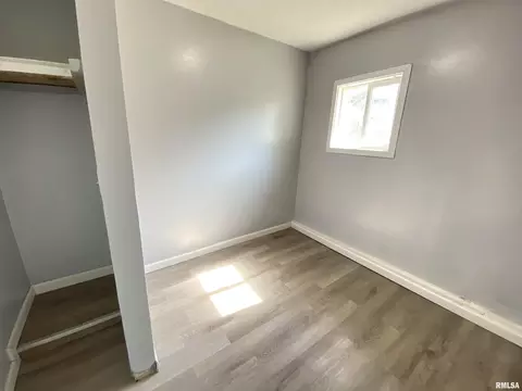 Bedroom - 315 E Hickory St, Thayer, IL 62689 photo 5 of 9