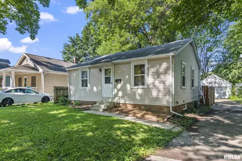 Exterior - 2517 Holmes Ave, Springfield, IL 62704 photo 2 of 6