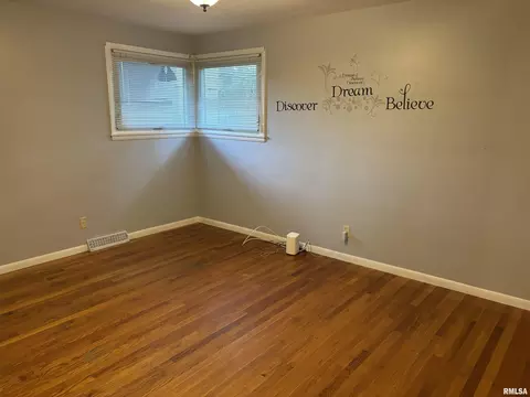 Bedroom - 17 Lambert Ln, Springfield, IL 62704 photo 6 of 6