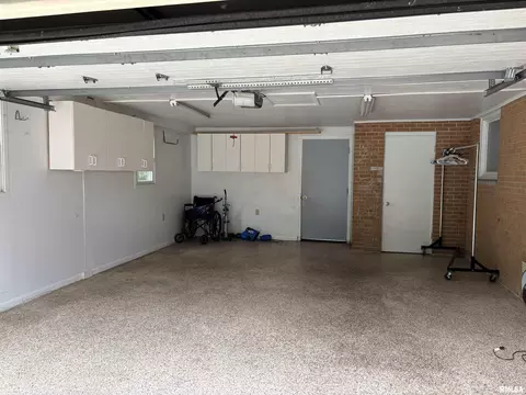 Other - 17 Lambert Ln, Springfield, IL 62704 photo 3 of 6