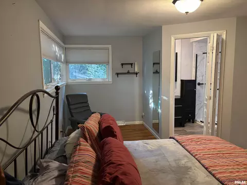 Bedroom - 17 Lambert Ln, Springfield, IL 62704 photo 1 of 6