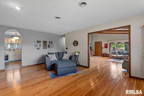 Other - 4 Red Oak Ln, Springfield, IL 62712 photo 8 of 16