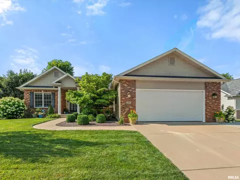 5300 Crane Dr, Springfield, IL 62711 photo 2