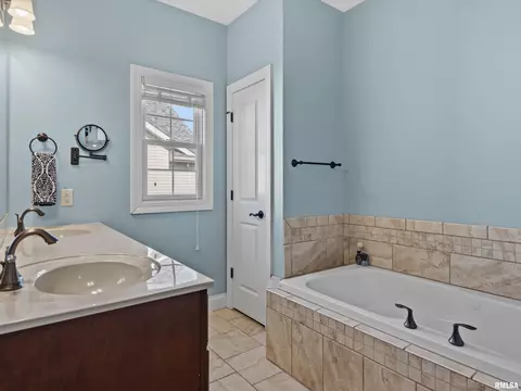 5300 Crane Dr, Springfield, IL 62711 photo 26