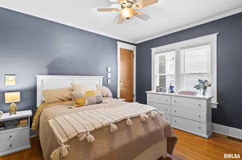 Bedroom - 1605 S Douglas Ave, Springfield, IL 62704 photo 3 of 4