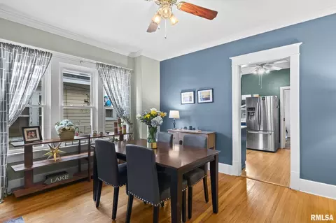 Dining - 1605 S Douglas Ave, Springfield, IL 62704 photo 1 of 2