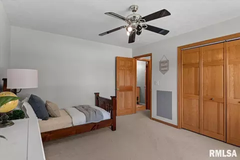 3801 Tamarak Dr, Springfield, IL 62712 photo 33