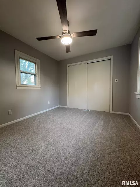 Bedroom - 1417 S State St, Springfield, IL 62704 photo 5 of 6