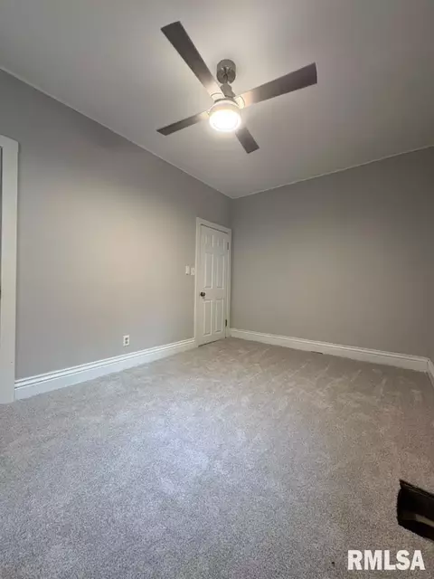 Bedroom - 1417 S State St, Springfield, IL 62704 photo 1 of 6