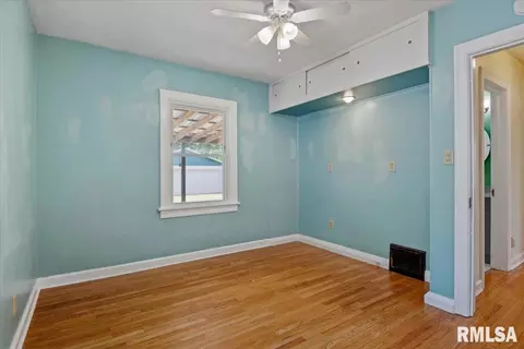 Bedroom - 2924 S 3rd St, Springfield, IL 62703 photo 2 of 6