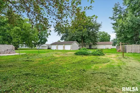 134 Stoddard St, Virden, IL 62690 photo 28