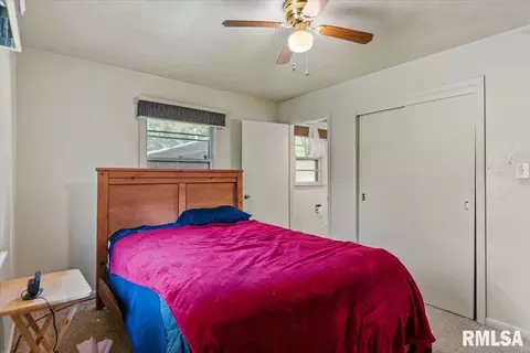 Bedroom - 12 Wenzel Ln, Springfield, IL 62702 photo 2 of 7