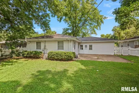 Exterior - 12 Wenzel Ln, Springfield, IL 62702 photo 4 of 6