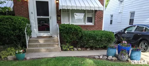 Exterior - 2432 S State St, Springfield, IL 62704 photo 10 of 12