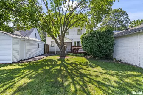 Exterior - 2432 S State St, Springfield, IL 62704 photo 8 of 12