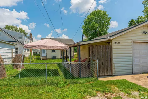 Exterior - 2341 S 5th St, Springfield, IL 62703 photo 5 of 5
