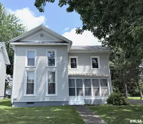 427 Day St, Galesburg, IL 61401