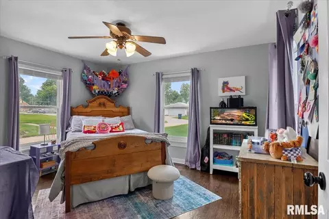 Bedroom - 1629 Reed Ave, Springfield, IL 62704 photo 4 of 5