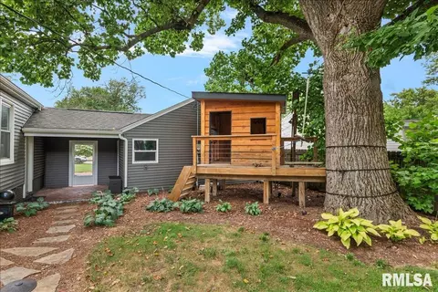 Exterior - 1629 Reed Ave, Springfield, IL 62704 photo 5 of 9