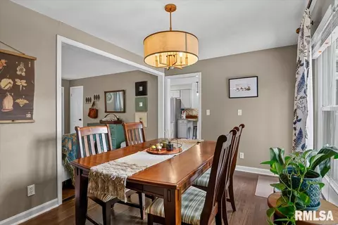 Dining - 1629 Reed Ave, Springfield, IL 62704 photo 3 of 4