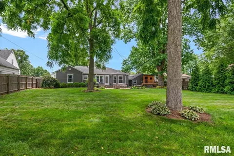 Exterior - 1629 Reed Ave, Springfield, IL 62704 photo 9 of 9