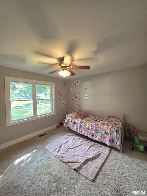 Bedroom - 1481 North St, Fowler, IL 62338 photo 1 of 2
