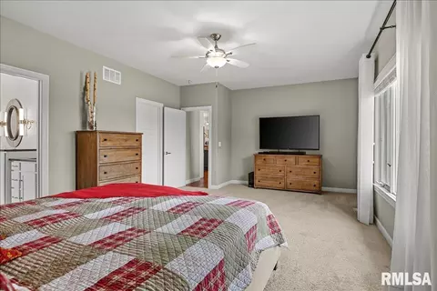 Bedroom - 3605 Crystal Spring Dr, Springfield, IL 62711 photo 3 of 7