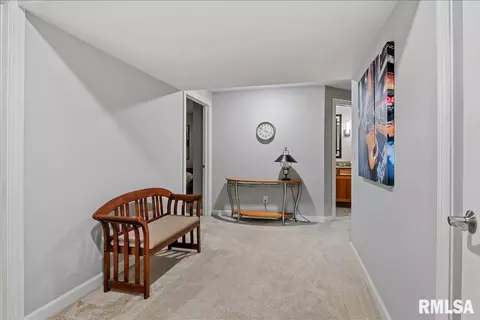 Entry Way - 3605 Crystal Spring Dr, Springfield, IL 62711 photo 3 of 4