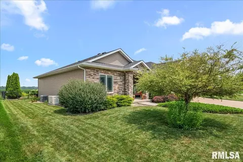 Exterior - 3605 Crystal Spring Dr, Springfield, IL 62711 photo 2 of 9