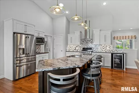 Kitchen - 3605 Crystal Spring Dr, Springfield, IL 62711 photo 4 of 4