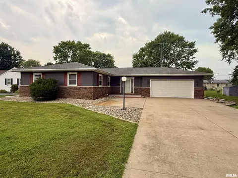 2710 Montague Dr, Galesburg, IL 61401