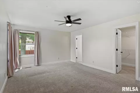 Bedroom - 2725 Wordsworth Dr, Springfield, IL 62711 photo 1 of 9