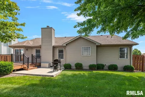 Exterior - 2725 Wordsworth Dr, Springfield, IL 62711 photo 6 of 10