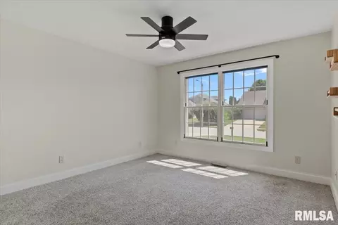 Bedroom - 2725 Wordsworth Dr, Springfield, IL 62711 photo 5 of 9