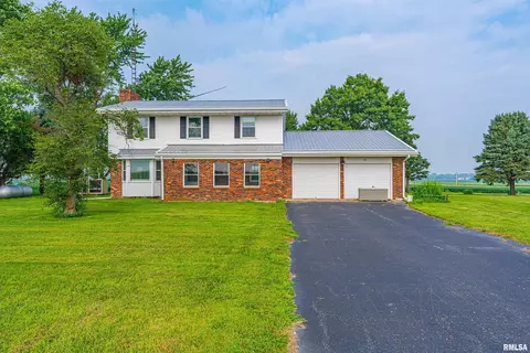 Exterior - 1093 2300th Ave, Chestnut, IL 62518 photo 1 of 5