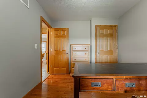 Other - 1093 2300th Ave, Chestnut, IL 62518 photo 3 of 8