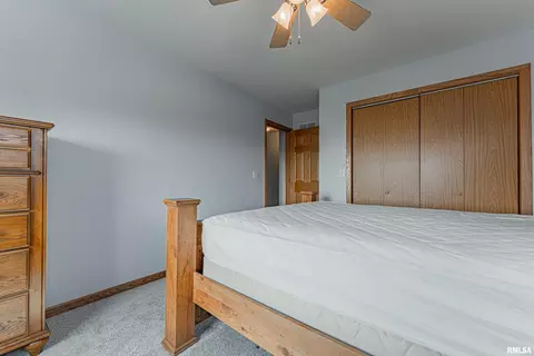 Bedroom - 1093 2300th Ave, Chestnut, IL 62518 photo 9 of 9