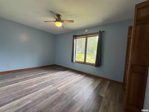 Bedroom - 8050 Little Eagle Dr, Springfield, IL 62712 photo 3 of 6